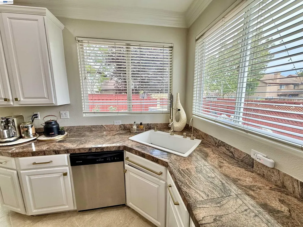 1284 Riesling Circle Livermore CA 94550