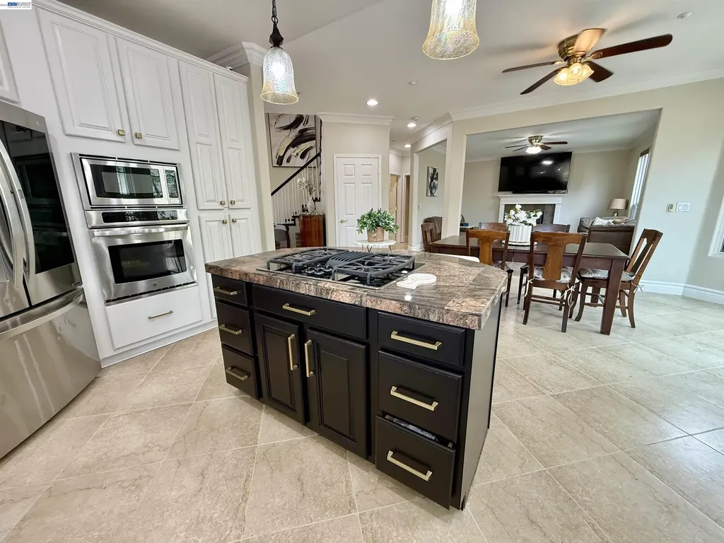 1284 Riesling Circle Livermore CA 94550