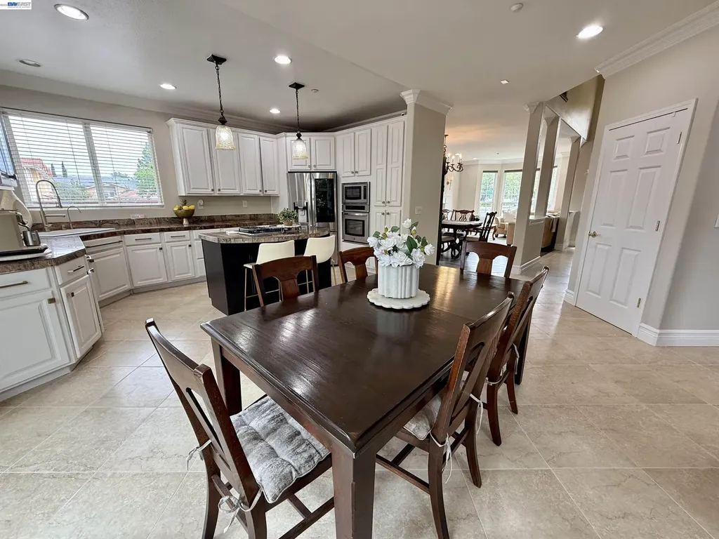 1284 Riesling Circle Livermore CA 94550