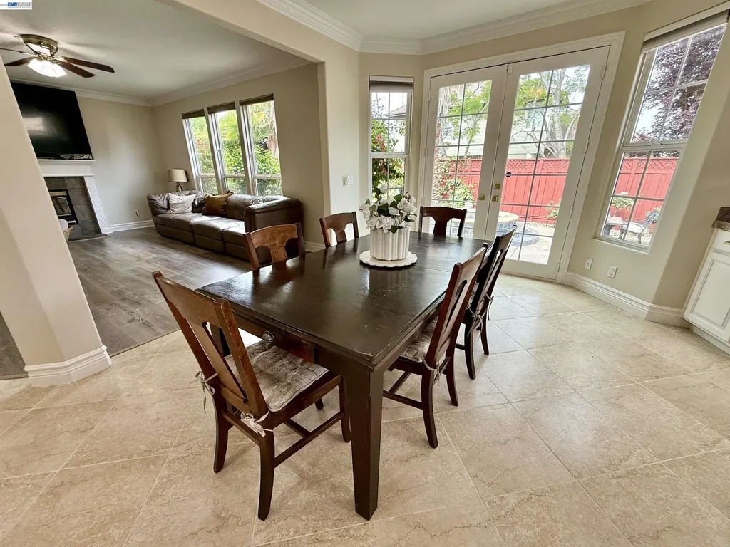 1284 Riesling Circle Livermore CA 94550
