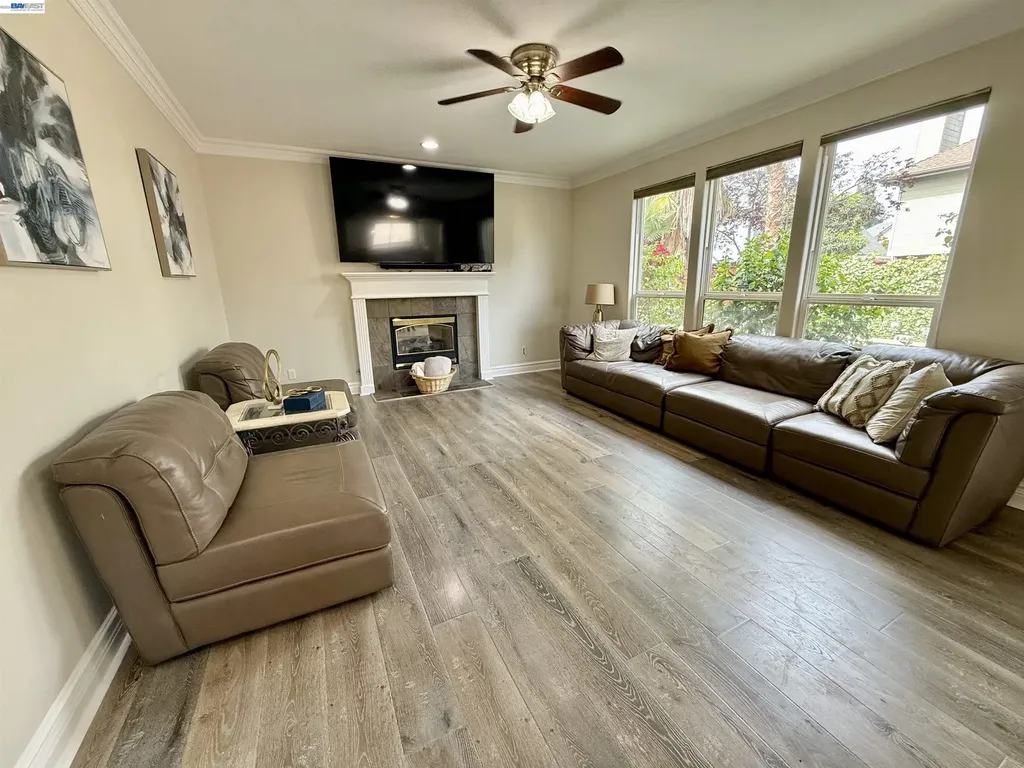 1284 Riesling Circle Livermore CA 94550