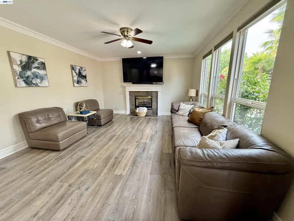 1284 Riesling Circle Livermore CA 94550
