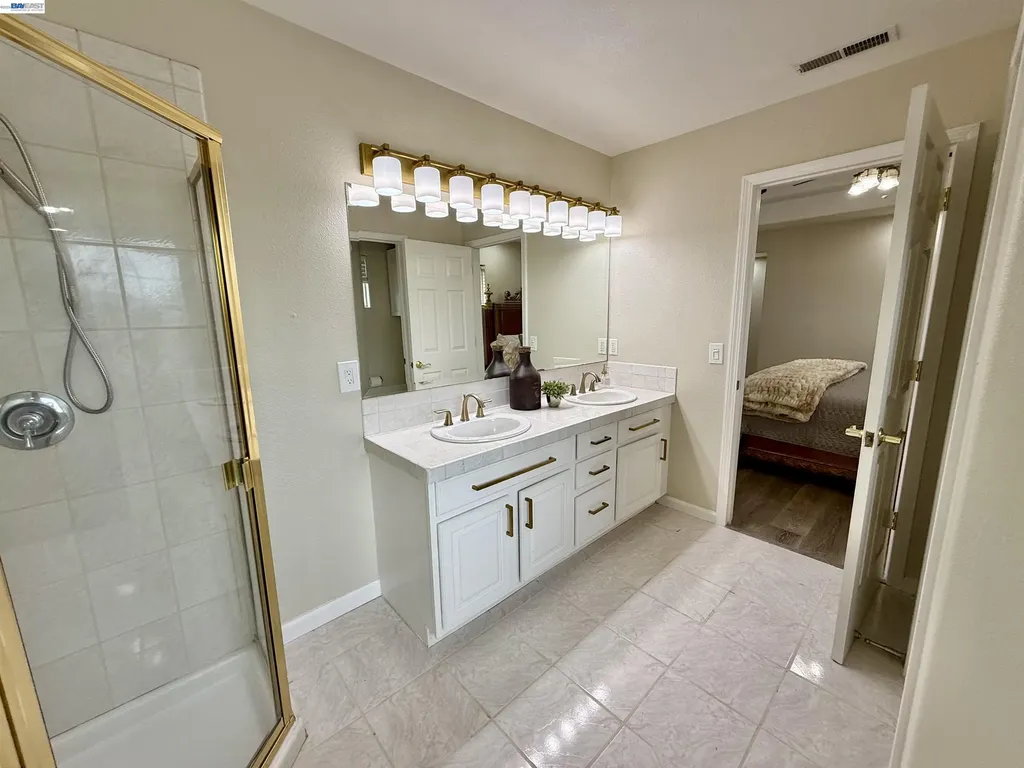1284 Riesling Circle Livermore CA 94550