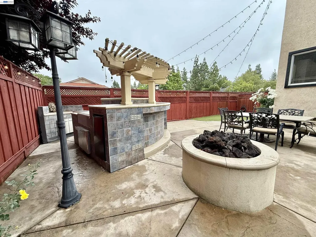 1284 Riesling Circle Livermore CA 94550