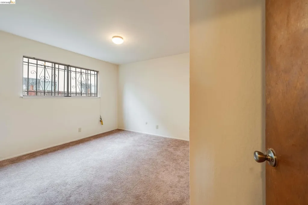 905 24th Street Oakland CA 94606