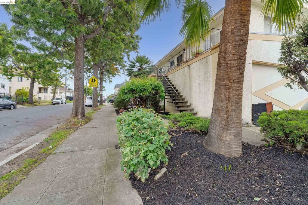 905 24th Street Oakland CA 94606