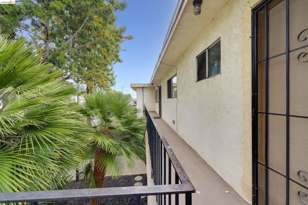 905 24th Street Oakland CA 94606