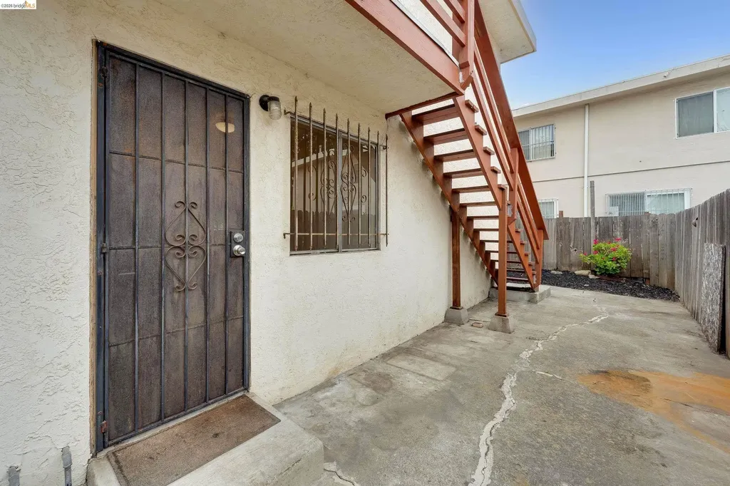 905 24th Street Oakland CA 94606