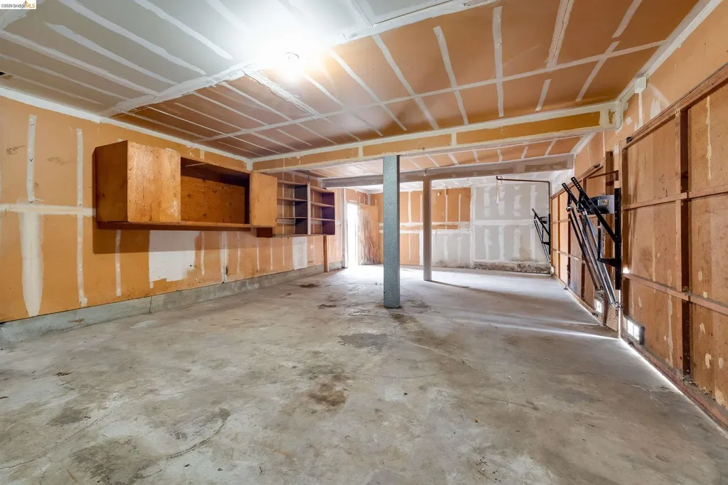 905 24th Street Oakland CA 94606