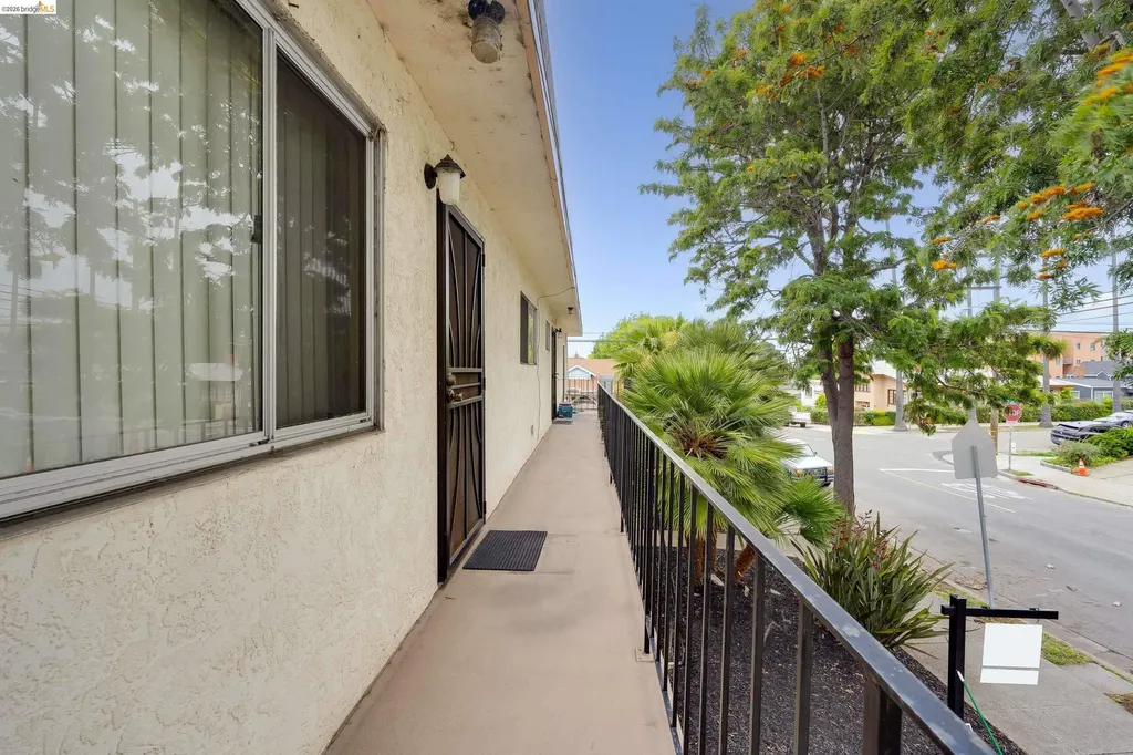 905 24th Street Oakland CA 94606