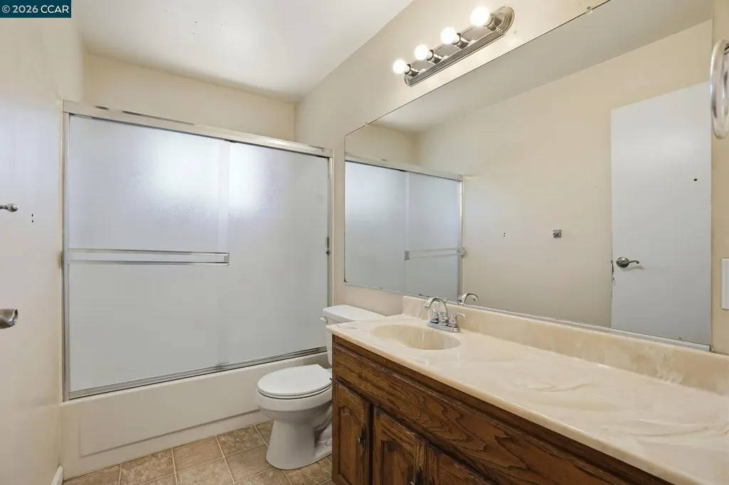 1424 Yosemite Drive Antioch CA 94509