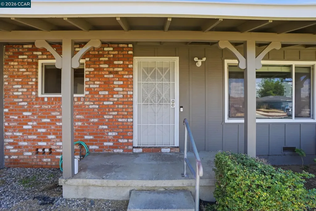 1424 Yosemite Drive Antioch CA 94509