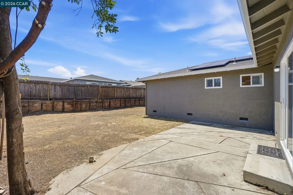 1424 Yosemite Drive Antioch CA 94509