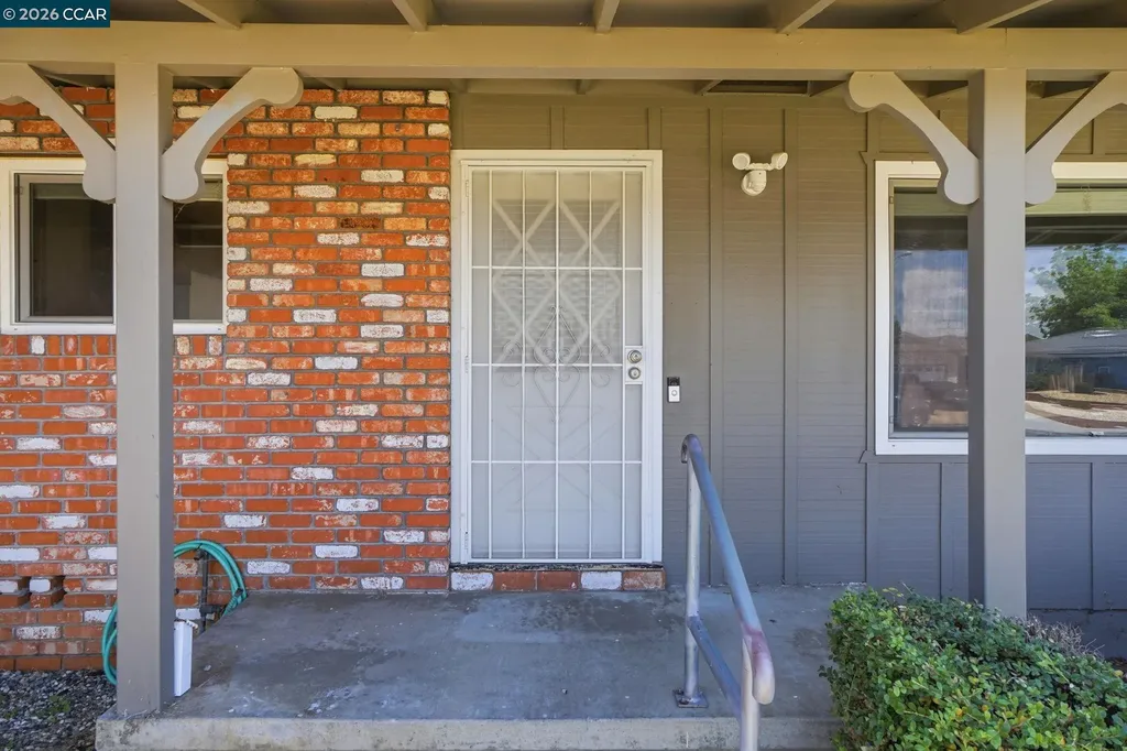1424 Yosemite Drive Antioch CA 94509