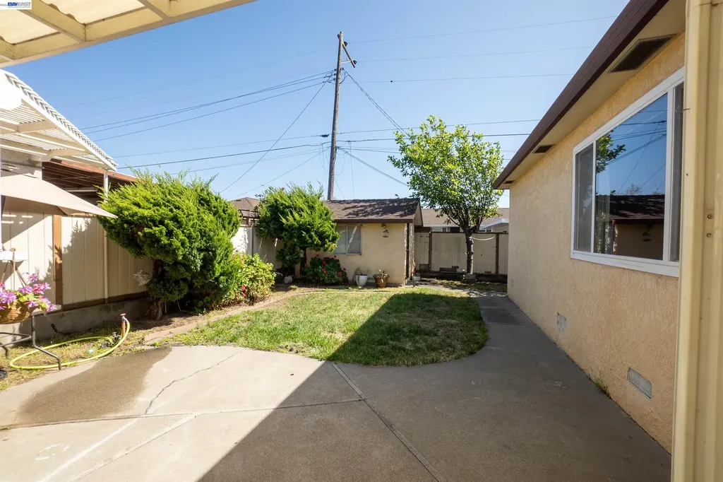 404 Bradrick Drive San Leandro CA 94578