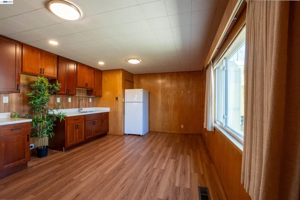 404 Bradrick Drive San Leandro CA 94578