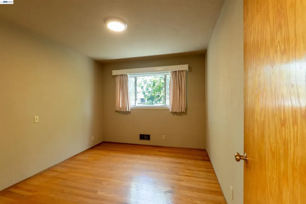 404 Bradrick Drive San Leandro CA 94578