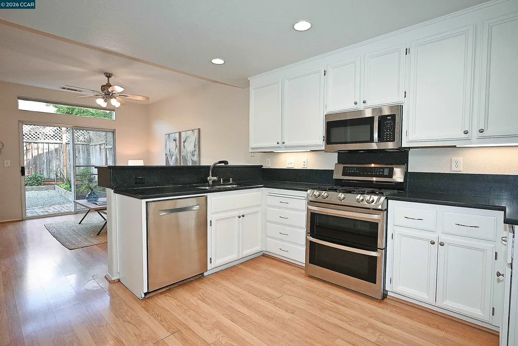 503 Valley View Court Martinez CA 94553