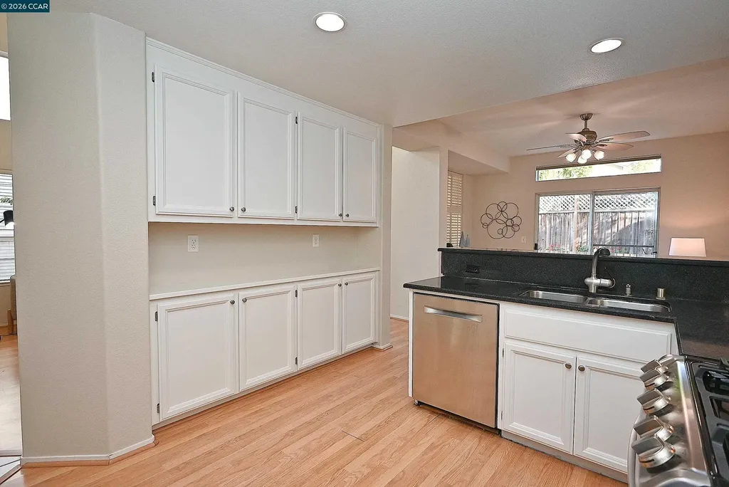 503 Valley View Court Martinez CA 94553