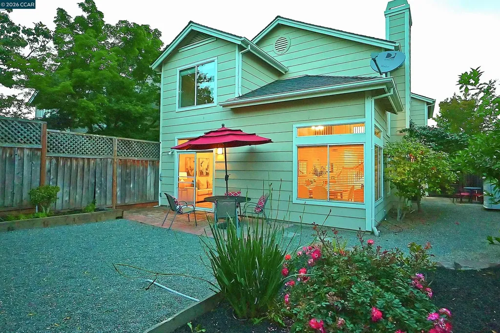 503 Valley View Court Martinez CA 94553