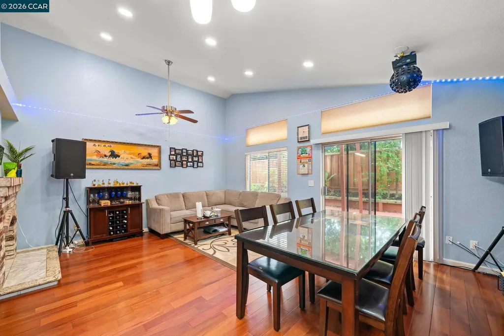 207 Babbling Brook Way Pittsburg CA 94565