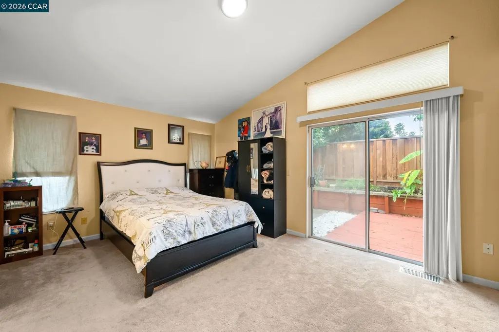 207 Babbling Brook Way Pittsburg CA 94565