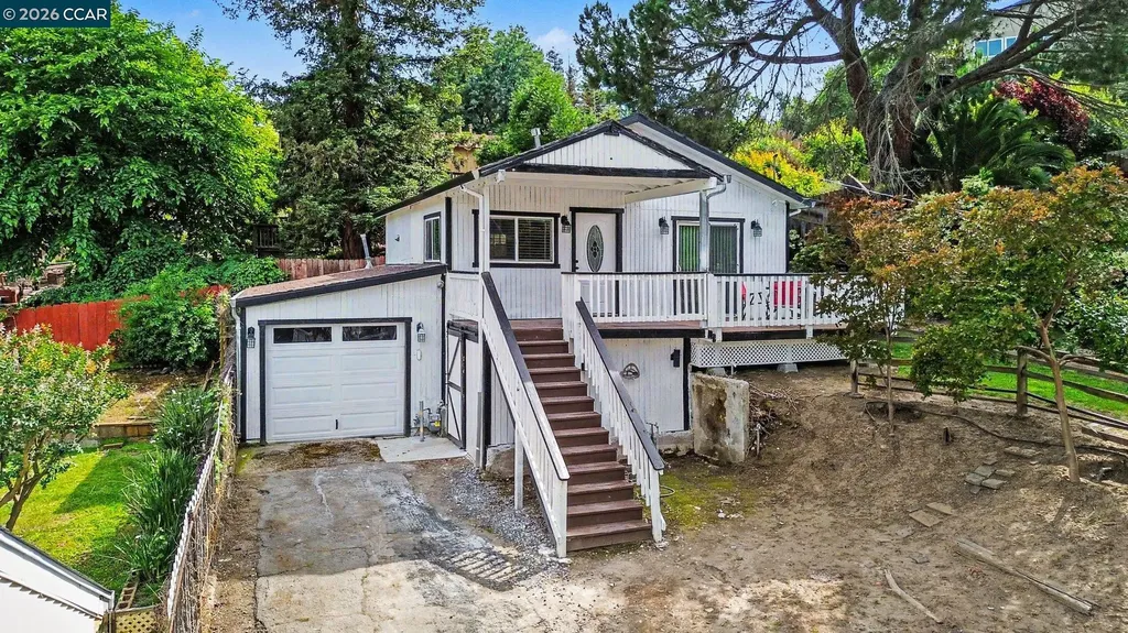 2165 James Street Martinez CA 94553