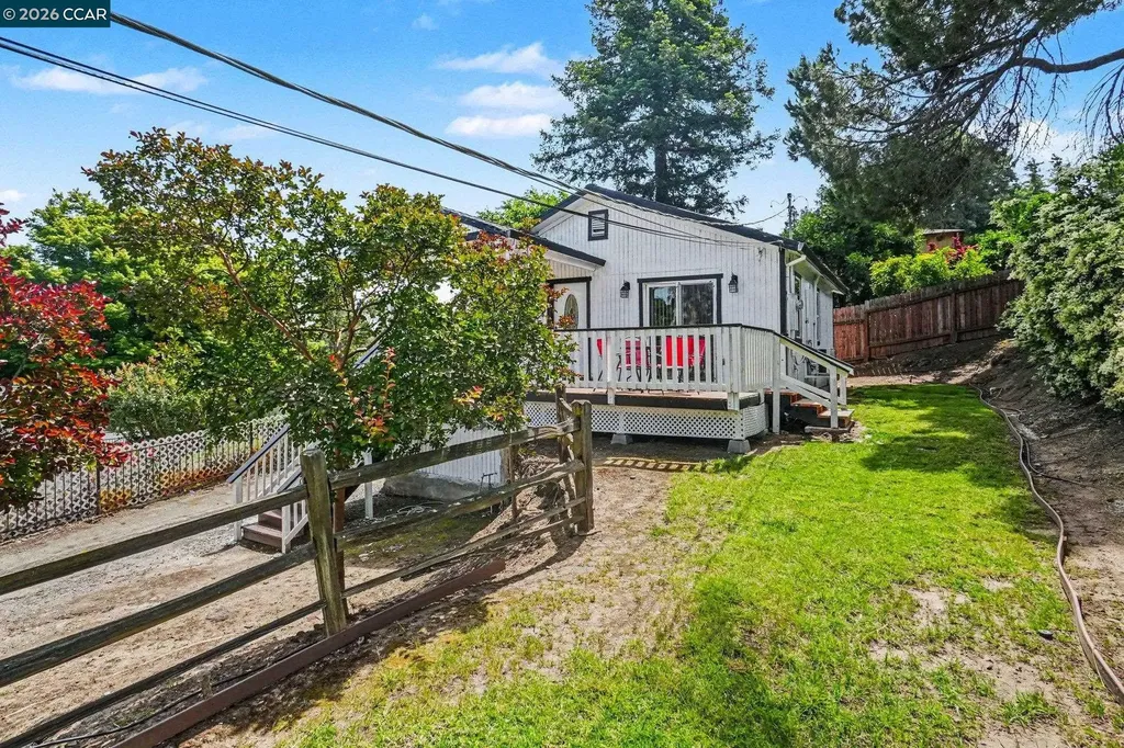 2165 James Street Martinez CA 94553