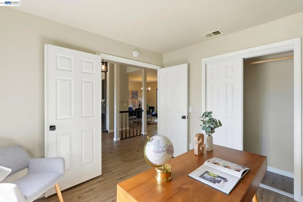 29 Captains Drive Alameda CA 94502