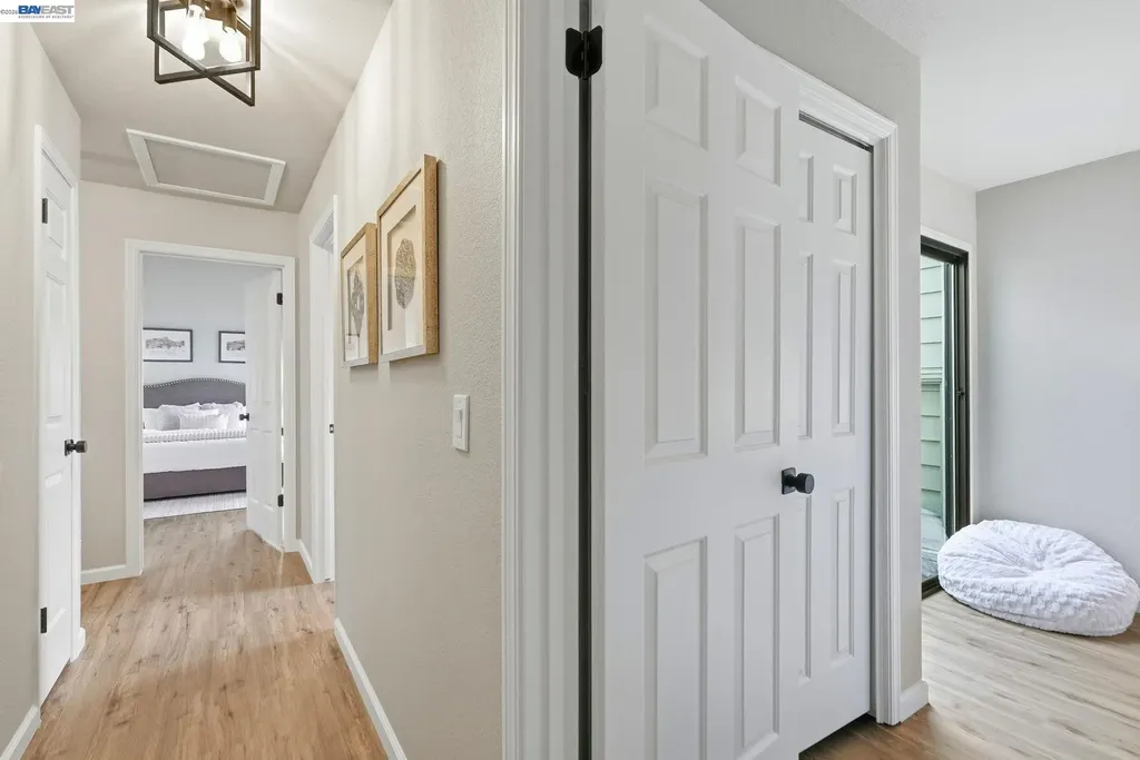 29 Captains Drive Alameda CA 94502