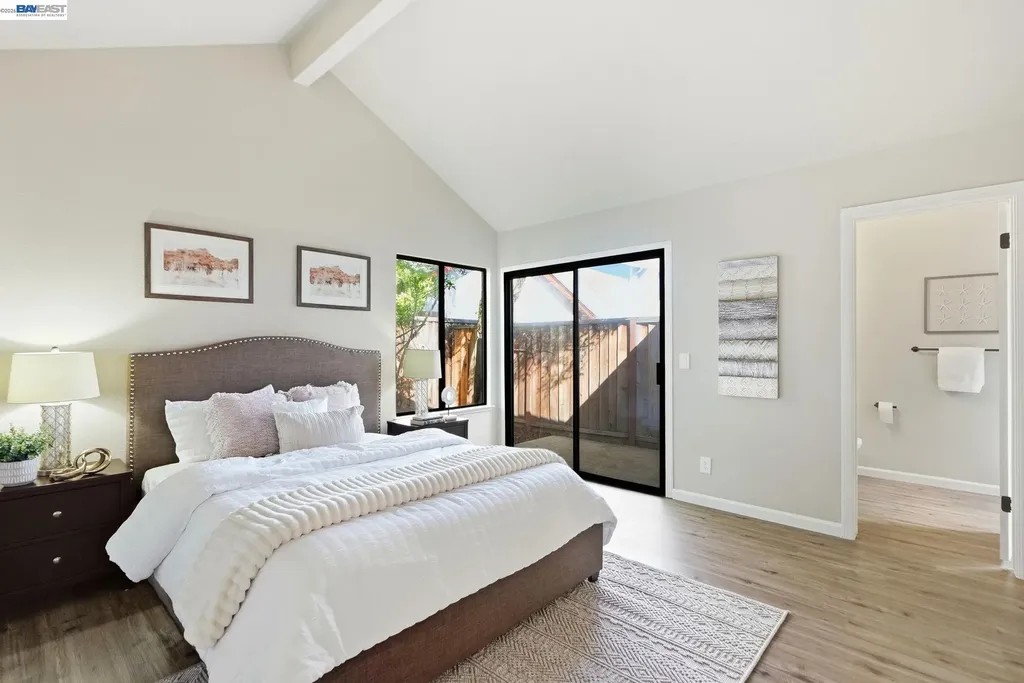 29 Captains Drive Alameda CA 94502