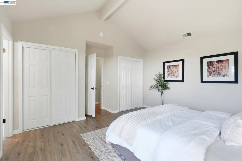 29 Captains Drive Alameda CA 94502