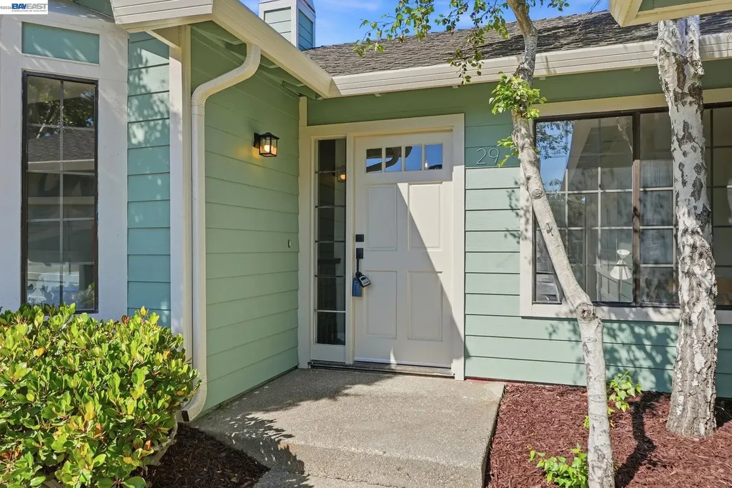 29 Captains Drive Alameda CA 94502