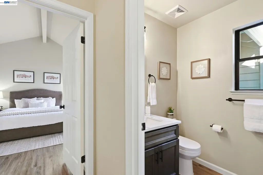 29 Captains Drive Alameda CA 94502