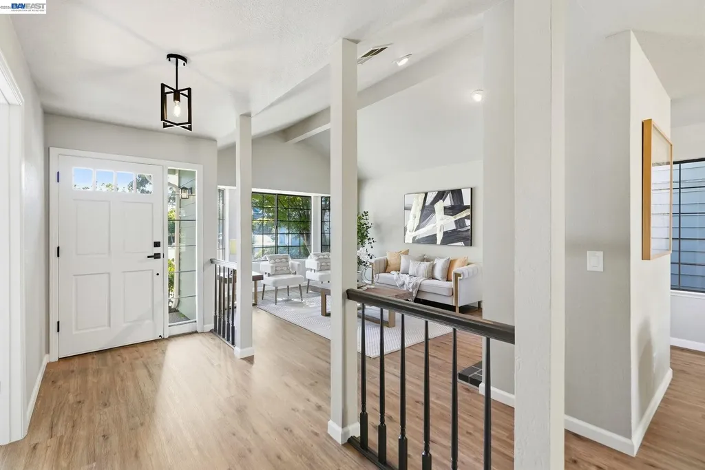 29 Captains Drive Alameda CA 94502