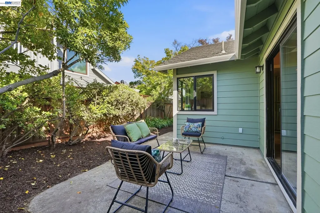 29 Captains Drive Alameda CA 94502