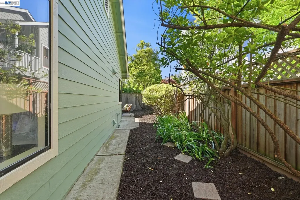 29 Captains Drive Alameda CA 94502