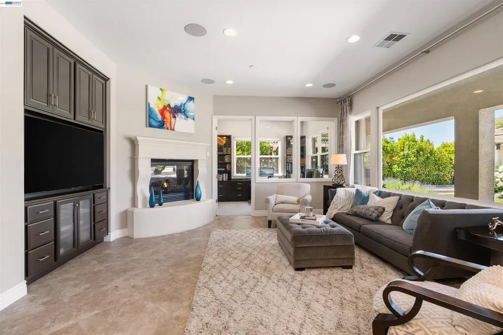 2205 Cameron Circle Pleasanton CA 94588
