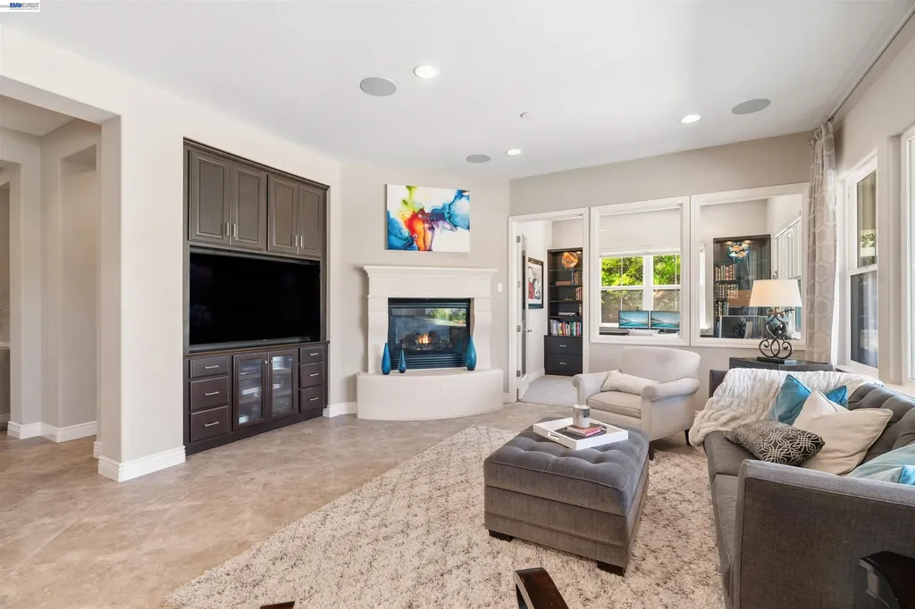 2205 Cameron Circle Pleasanton CA 94588
