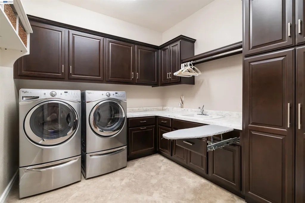 2205 Cameron Circle Pleasanton CA 94588