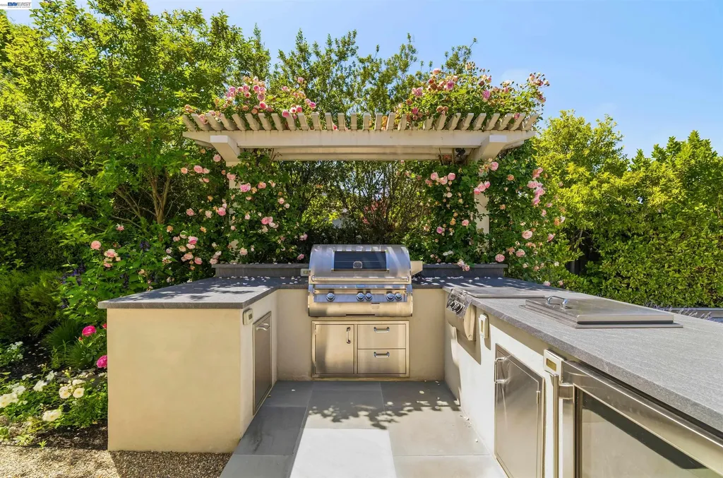 2205 Cameron Circle Pleasanton CA 94588