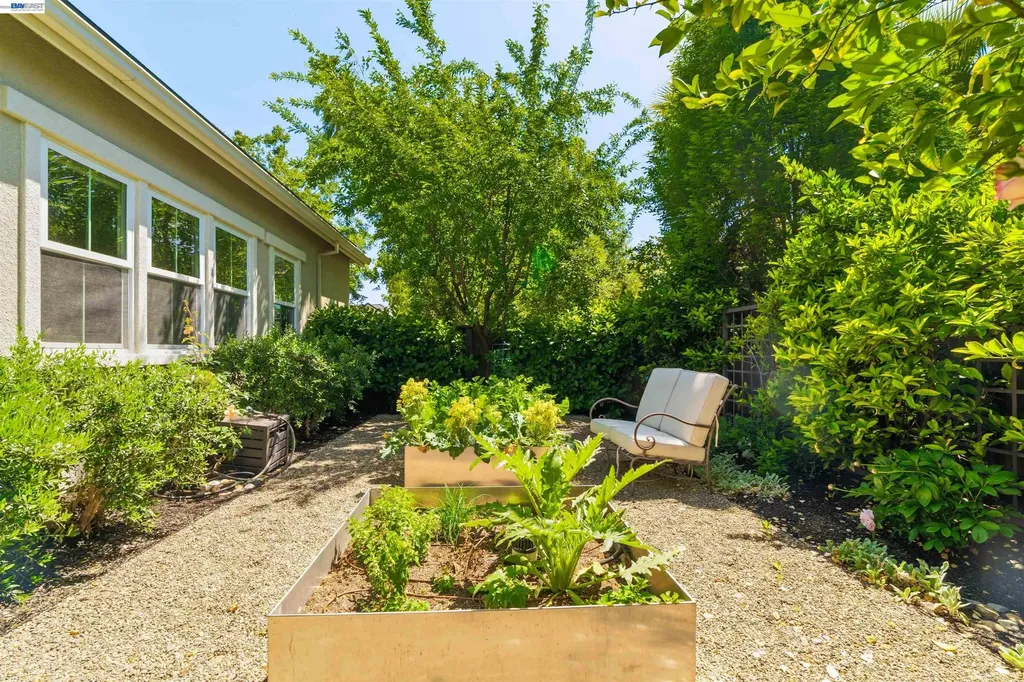 2205 Cameron Circle Pleasanton CA 94588