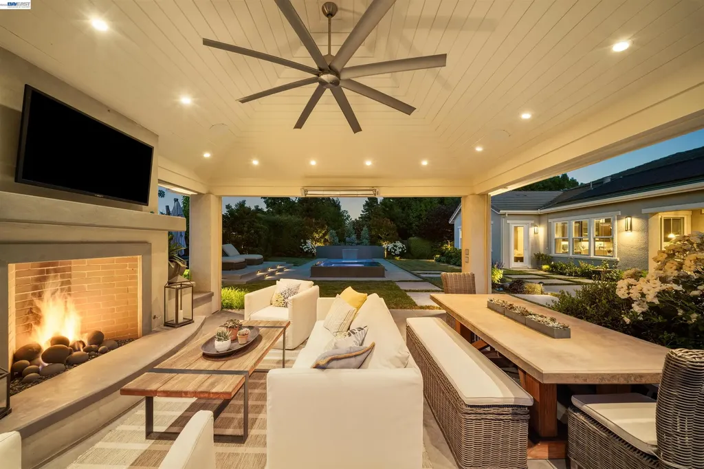 2205 Cameron Circle Pleasanton CA 94588