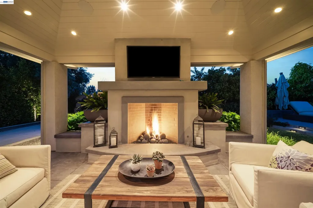2205 Cameron Circle Pleasanton CA 94588