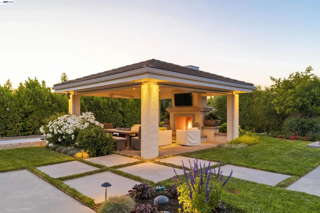 2205 Cameron Circle Pleasanton CA 94588