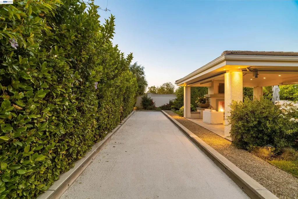 2205 Cameron Circle Pleasanton CA 94588