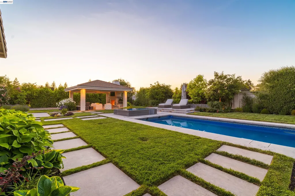 2205 Cameron Circle Pleasanton CA 94588