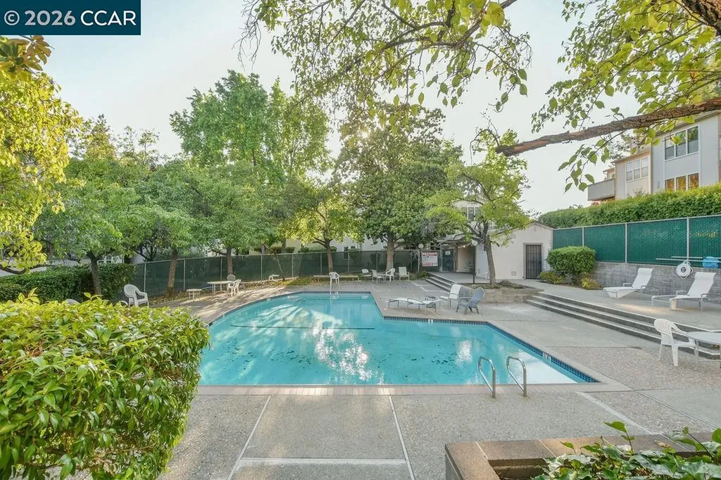 375 Camelback Road Pleasant Hill CA 94523