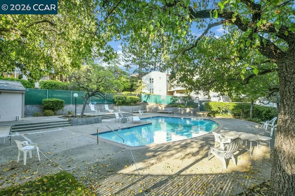 375 Camelback Road Pleasant Hill CA 94523