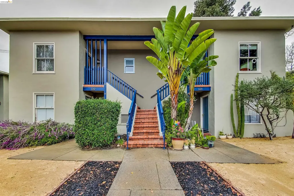 1207 University Avenue Berkeley CA 94702